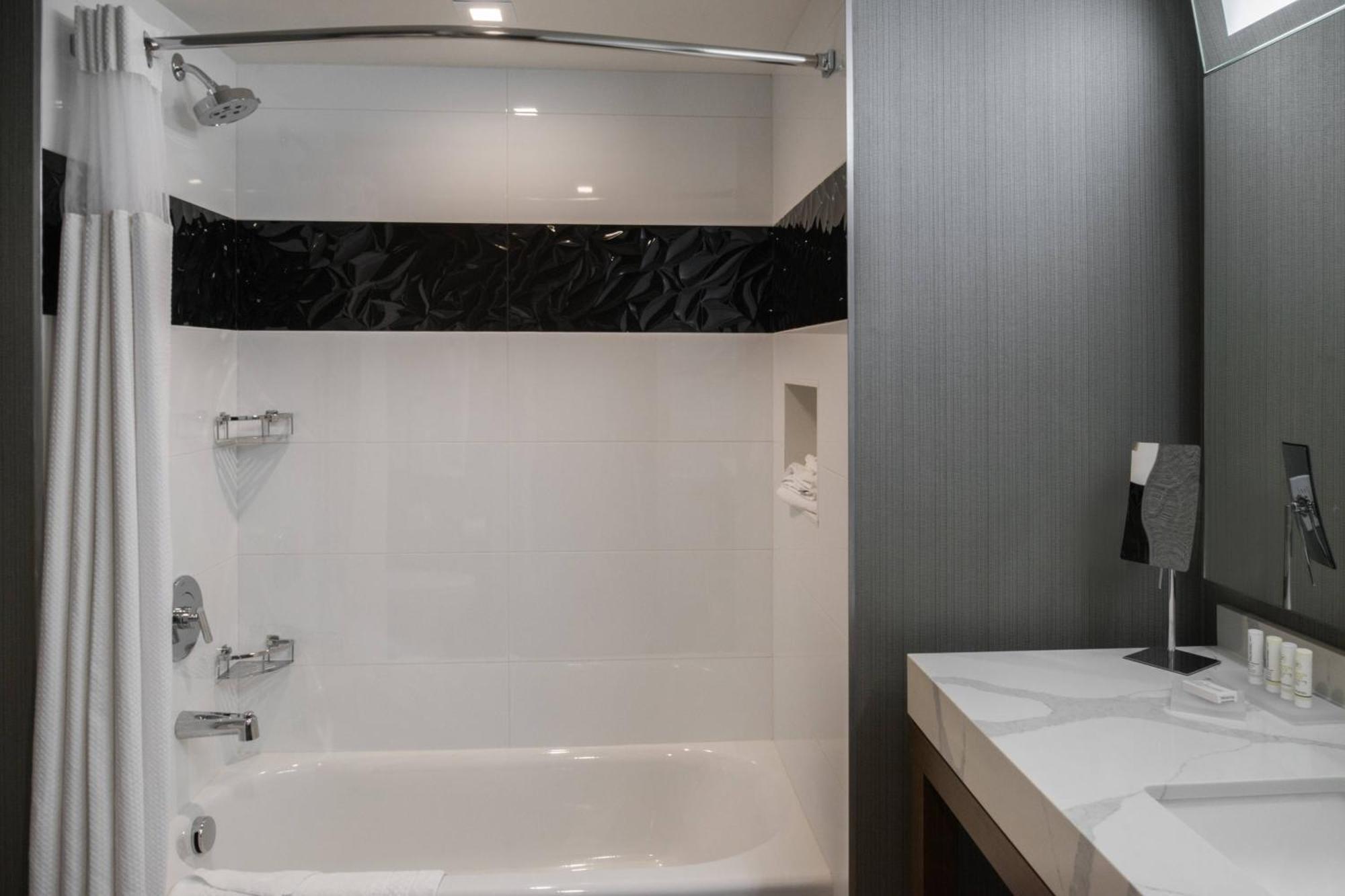 Courtyard By Marriott Temecula Мурриета Экстерьер фото